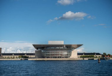 Kopenhag opera binası, Danimarka.