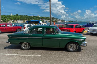 HAVANA, CUBA - 20 Ekim 2017 Havana Eski Taksi Aracı