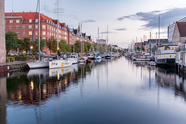 Копенгаген Денмарк Августа 2017 Года Порт Копенгагенского Канала Яхтой Лодкой — стоковое фото