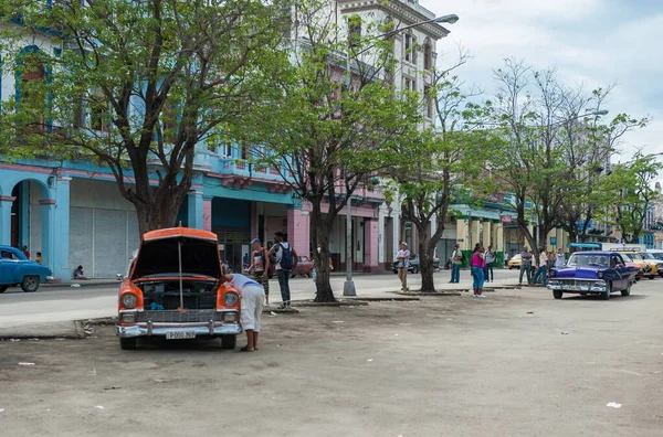 Havana Cuba Οκτωβρίου 2017 Αβάνα Cityscape Τοπικά Οχήματα Αρχιτεκτονική Και — Φωτογραφία Αρχείου