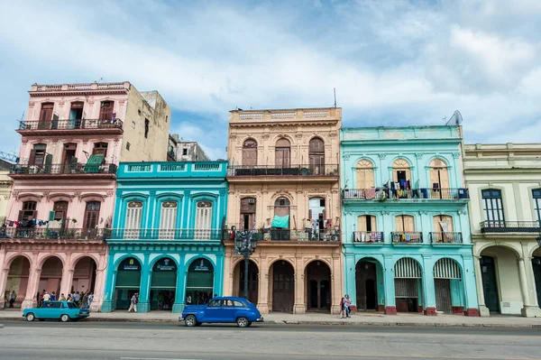 Habana Cuba Octubre 2017 Ciudad Habana Con Vehículos Antiguos Arquitectura — Foto de Stock