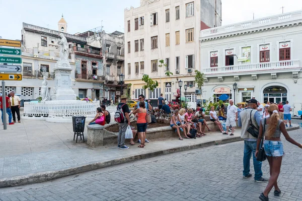 Habana Cuba Octubre 2017 Habana Vieja Con Gente — Foto de Stock