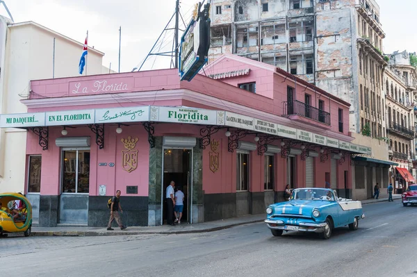 Havana Cuba Outubro 2017 Havana Old Street Com Famoso Restaurante — Fotografia de Stock