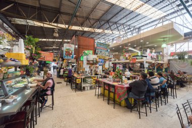 MEXICO - 19 Ekim 2017: Yerel Restoranları olan Meksika Pazarı.