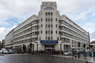 LONDON, İngiltere - 29 Eylül 2017: Londra, İngiltere 'deki Victoria İstasyonu.