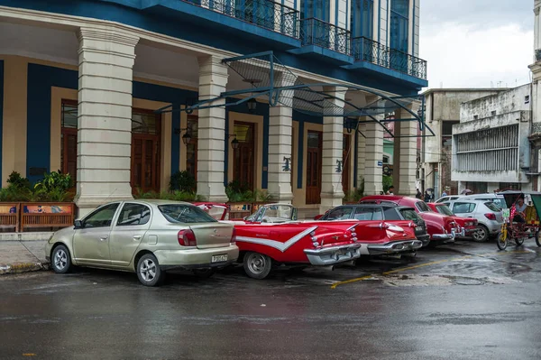 Havana Cuba Οκτωβρίου 2017 Παλιά Αυτοκίνητα Στην Αβάνα Κούβα — Φωτογραφία Αρχείου