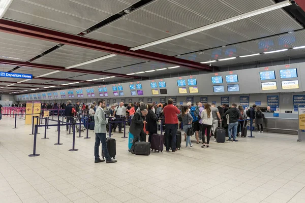 stock image LONDON, ENGLAND - SEPTEMBER 29, 2017: Luton Airport Check in Area Interior. London, England, United Kingdom.