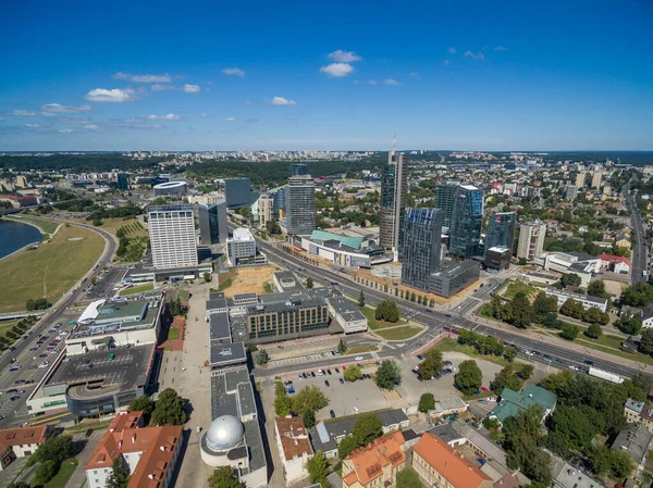 Vilnius Litwa Sierpień 2018 Wileńska Dzielnica Biznesowa Gminą Miejską Tle — Zdjęcie stockowe