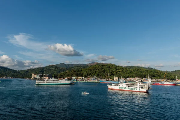 Coron Phippines Şubat 2018 Coron Island Limanı Feribot Arka Planda — Stok fotoğraf