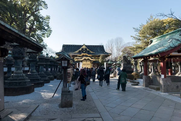 Tokyo Japan Februarie 2018 Altar Ueno Toshogu Oameni Care Vizitează — Fotografie, imagine de stoc