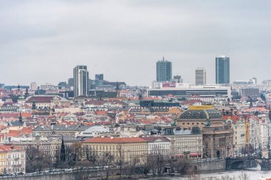 Prag 'ın şehir manzarası. Eski Şehir Mimarisi.