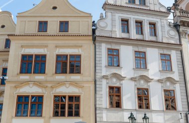 PRAG, CZECH - 14 Mart 2016: Prag, Çek mimarisi. Eski Şehir Meydanı.