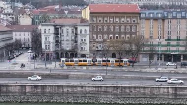 Sarı tramvay, Budapeşte Macaristan.