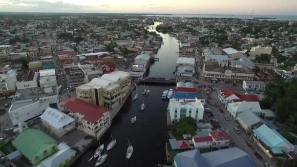 Zachód Słońca Belize Śródmieściu Kraj Karaibów Punkt Widzenia Drona Piękne — Wideo stockowe