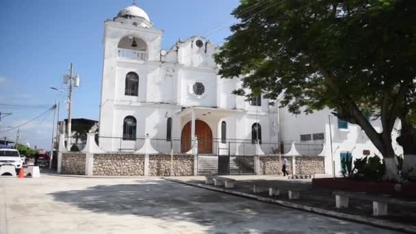 Kyrkan Flores Island Guatemala — Stockvideo