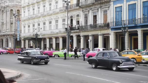 Центр Гаваны Старый Город Центр Города Уникальные Старики Люди Заднем — стоковое видео