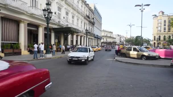 Центр Гаваны Старый Город Центр Города Уникальные Старики Люди Заднем — стоковое видео
