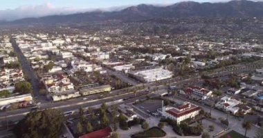 Kaliforniya 'da Santa Barbara City manzarası. ABD. Günaydın, Günbatımı Saati. İHA