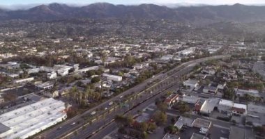 Kaliforniya 'da Santa Barbara City manzarası. ABD. Günaydın, Günbatımı Saati. İHA