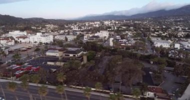 Kaliforniya 'da Santa Barbara City manzarası. ABD. Günaydın, Günbatımı Saati. İHA