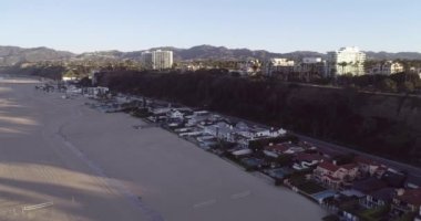 Santa Monica, Los Angeles, Kaliforniya 'da gün doğumu zamanı. İHA