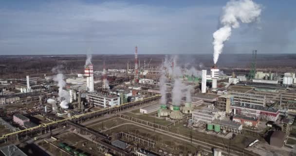 Химический Завод Литве Ахема Ионаве Чистое Голубое Небо Дымовые Трубы — стоковое видео