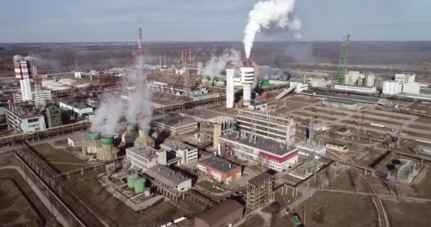 Chemiefabrik Litauen Achema Jonava City Klarer Blauer Himmel Und Rauchschwaden — Stockvideo