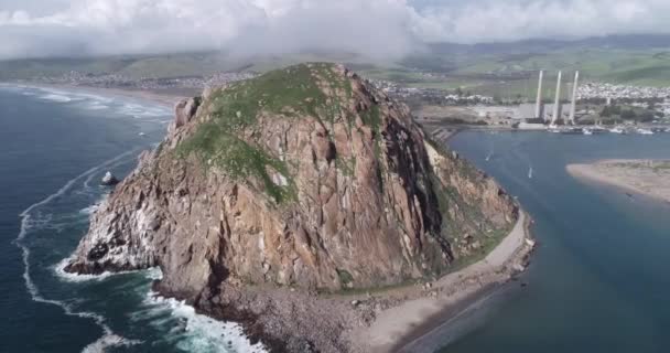 Morro Rock Morro Bay Californie Usa Ancien Monticule Volcanique Bout — Video