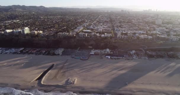 캘리포니아주 샌타모니카에서 시간입니다 해변의 — 비디오