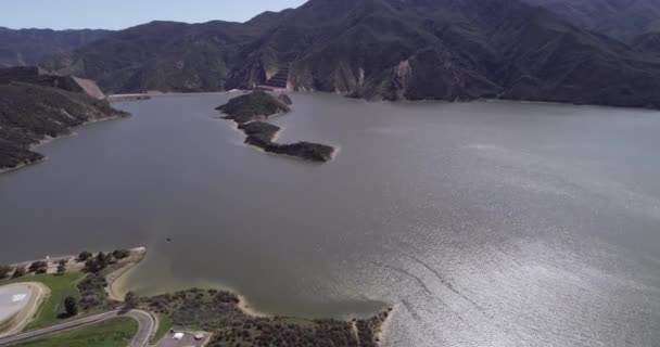 Pyramid Lake California Reservoir Formed Pyramid Dam Piru Creek Eastern — Stock Video