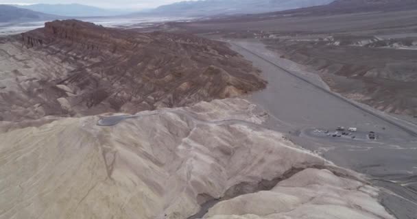 Zabriskie Point Death Valley Califórnia Eua Montanhas Deserto Fundo Drone — Vídeo de Stock