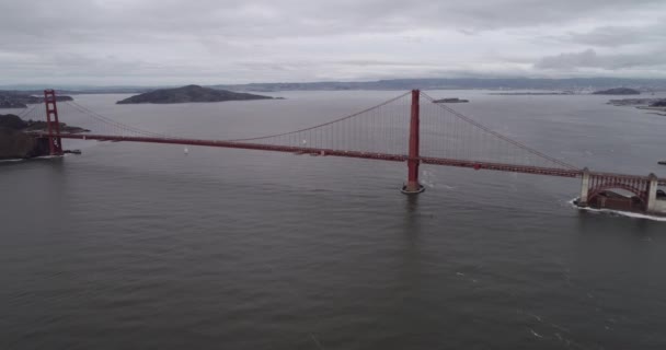 Golden Gate Bridge San Francisco California Drone — Vídeos de Stock