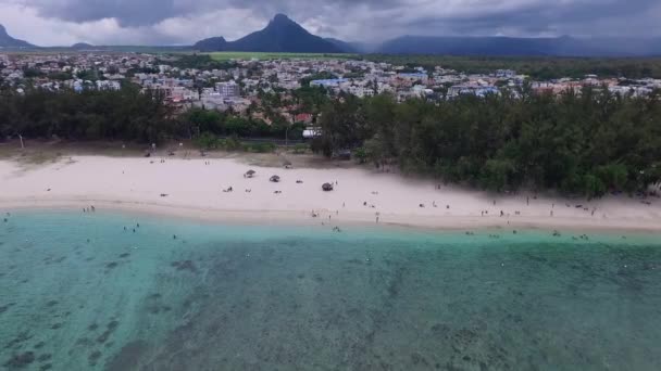 Παραλία Flic Flac Στο Νησί Του Μαυρίκιου Ακτή Ινδικού Ωκεανού — Αρχείο Βίντεο