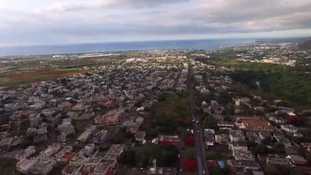 Городской Пейзаж Маврикия Индийским Океаном Городом Заднем Плане — стоковое видео