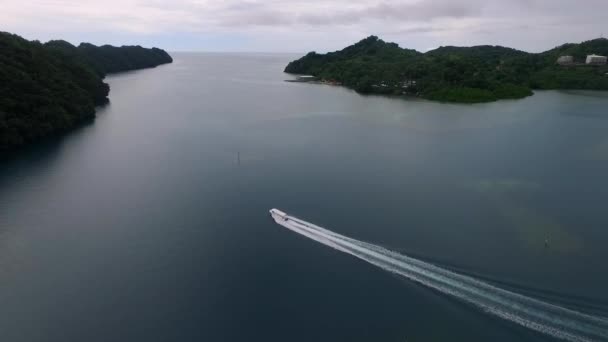 Landschap Zeegezicht Van Koror Eiland Palau Boot Achtergrond Drone — Stockvideo