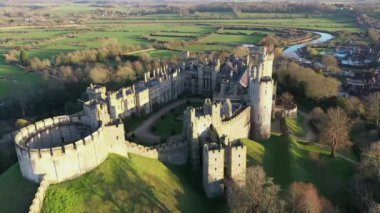 Arundel Kalesi, Arundel, Batı Sussex, İngiltere, Birleşik Krallık. Kuş Gözü Görünümü.