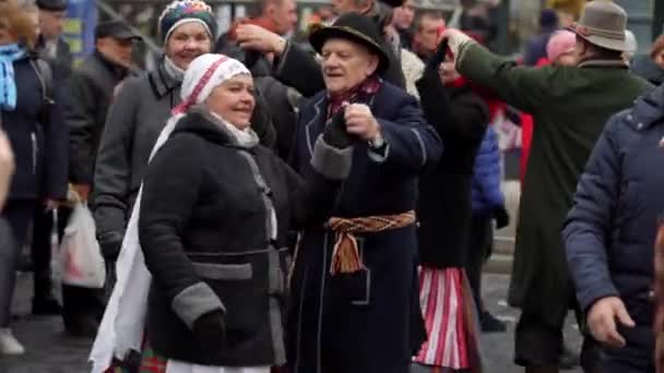Tanec Kaziuko Velikonočním Trhu Vilniusu Kaziuko Muge Znamená Kaziukas Fair — Stock video