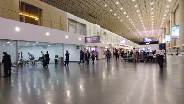 Internationella Mexiko Benito Juarez Flygplats Avgångsområde Säkerhetskontroll Område Och Avgångshall — Stockvideo