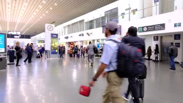 Aéroport International Mexico Benito Juarez Zone Départ Avec Passagers — Video