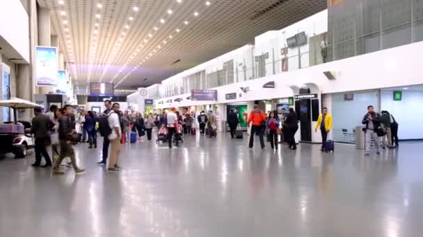 Aeroporto Internacional Benito Juarez México Área Partida Com Pessoas Esperando — Vídeo de Stock