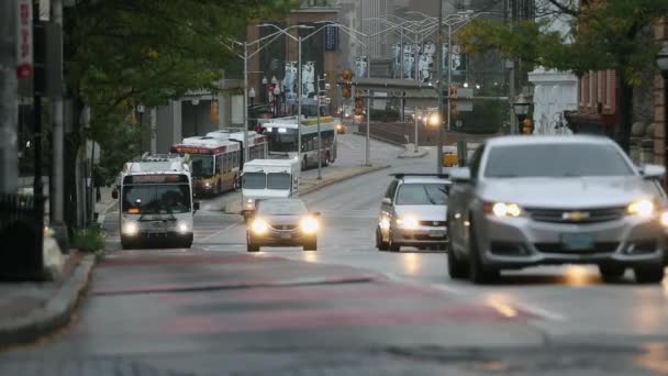 Baltimore Traffic Mta Фоновом Режиме Автобусы Эксплуатируются Транзитной Администрацией Штата — стоковое видео