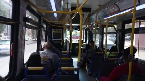 Baltimore Mta Bus Die Menschen Sind Unterwegs Und Bereit Auszusteigen — Stockvideo