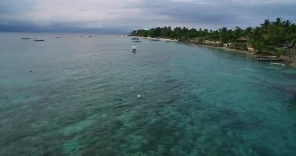 Лодки White Beach Seasore Moalboal Себу Филиппины Ландшафт Морем Людьми — стоковое видео