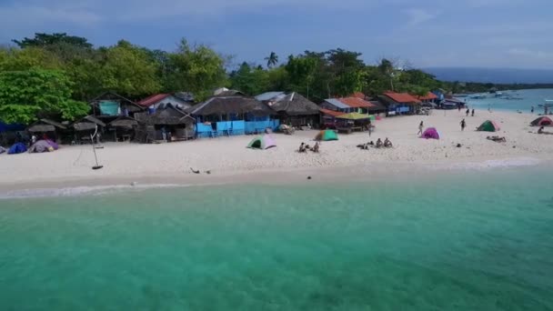 Seashore Moalboal Cebú Filipinas Hermoso Paisaje Con Costa Gente Fondo — Vídeo de stock