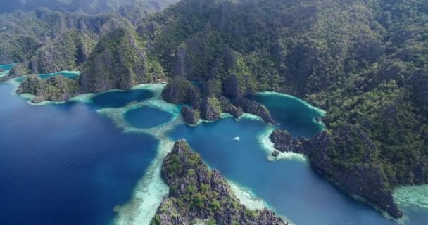 Twin Lagoon Lugar Muy Popular Entre Los Turistas Coron Palawan — Vídeo de stock