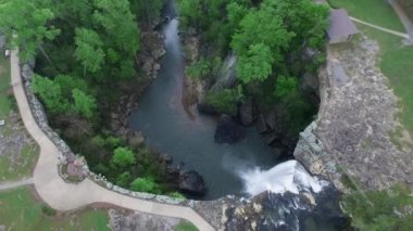 Gadsden, Alabama 'daki Noccalula Falls Parkı ve Kamp Alanı. İHA