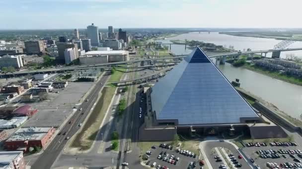 Piramide Memphis Ponti Osservazione Paesaggio Urbano Tennessee Fiume Mississippi Trafic — Video Stock