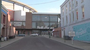 FedExForum, Memphis, Tennessee 'de bulunan çok amaçlı kapalı bir arena. NBA 'in Memphis Grizzlies takımının evidir.