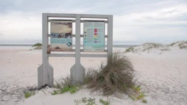 Pensacola, Florida 'daki Shore Beach Güvenliğini Paylaş. ABD