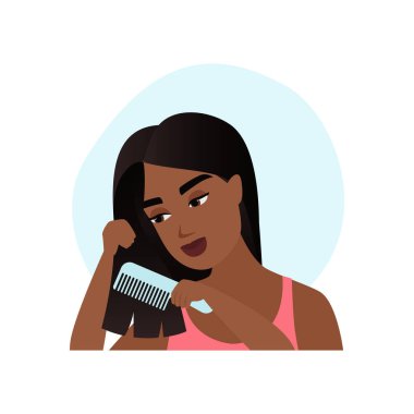 Taraklı, saç bakımlı, uzun siyah saçlarını tarayan kız.